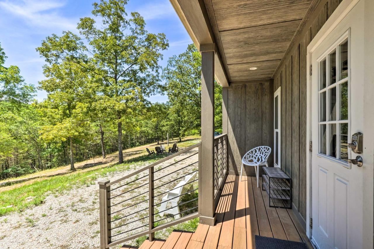 Branson Tiny Home On 52 Acres With Private Lake! Екстериор снимка