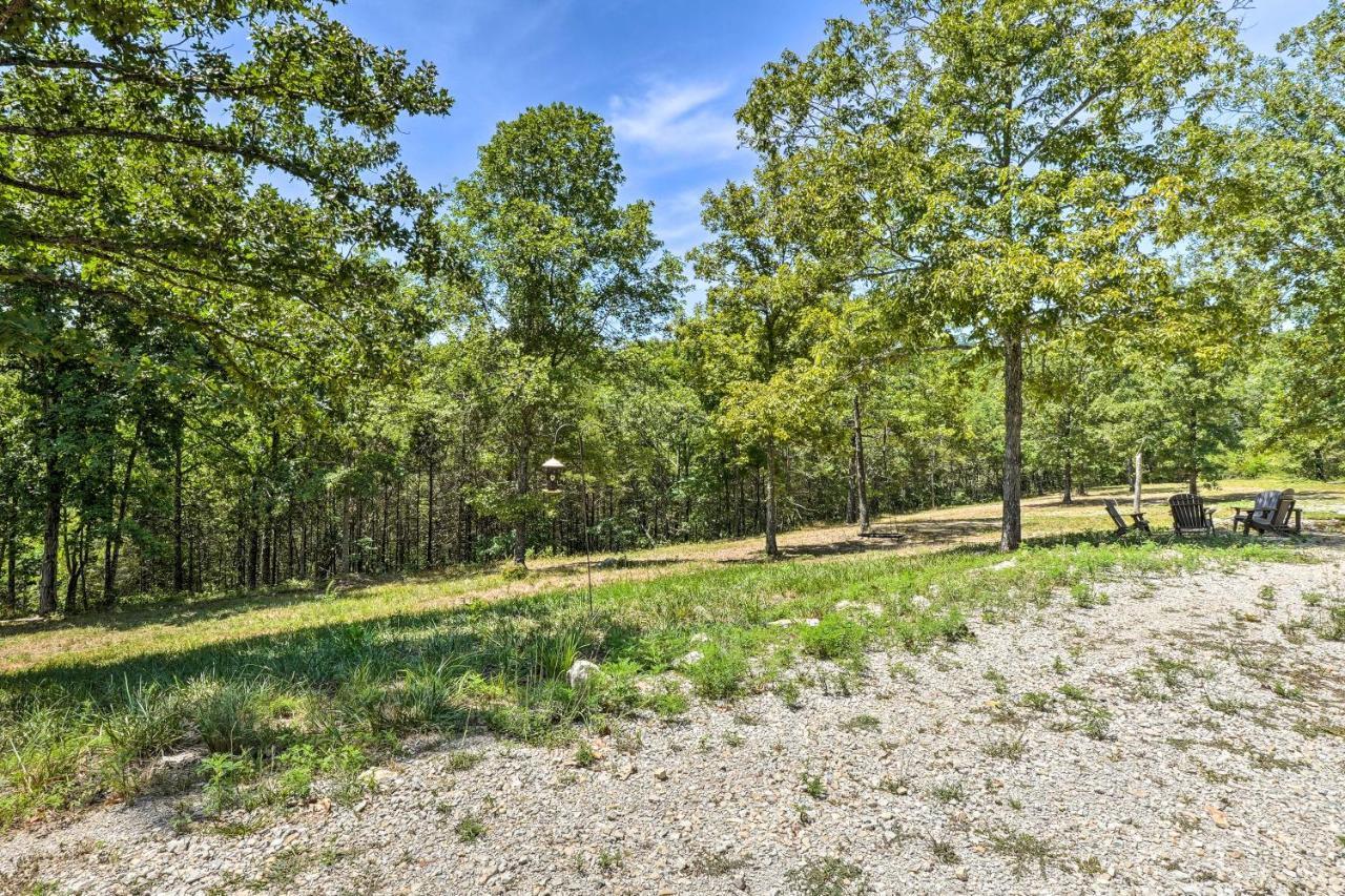 Branson Tiny Home On 52 Acres With Private Lake! Екстериор снимка